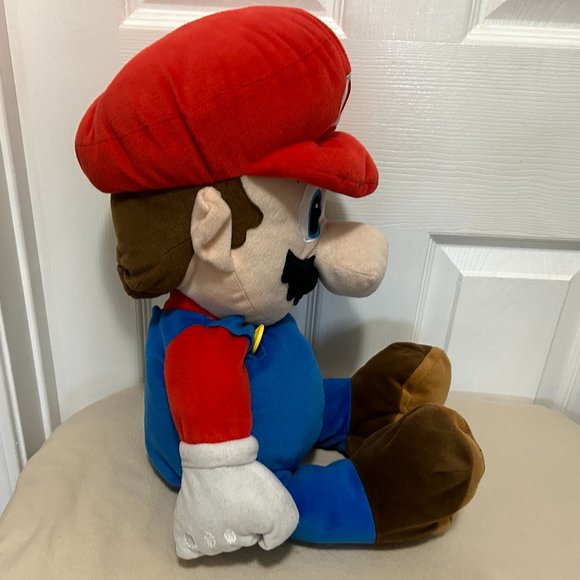 Super Mario Soft Pillow Buddy - Picture 3 of 5